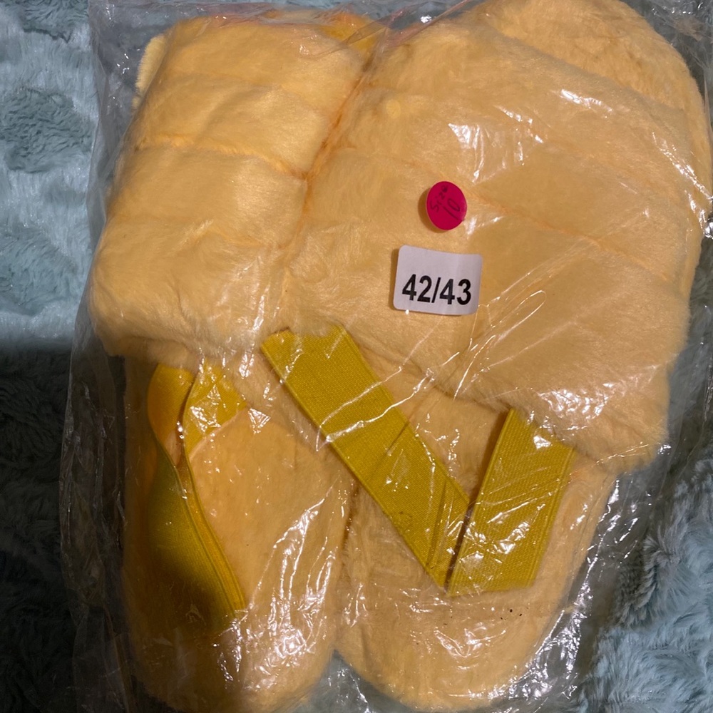 The Fluffy Slide - Picture 5 of 6